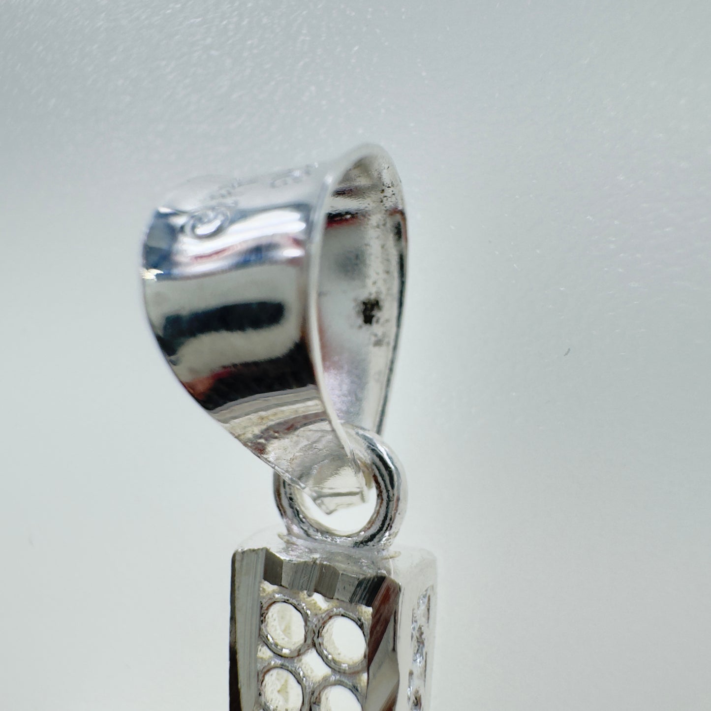 Dije Cruz Plata 925 con Círculos Huecos 4.8 cm Exclusivo