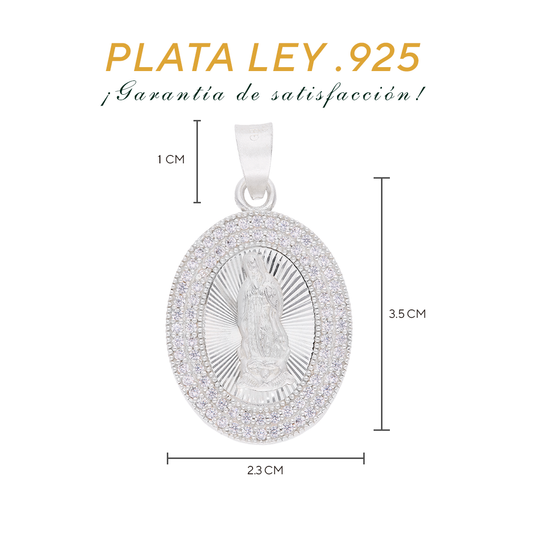 Medidas de la medalla: 3.5 cm alto × 2.3 cm ancho — Plata Ley .925