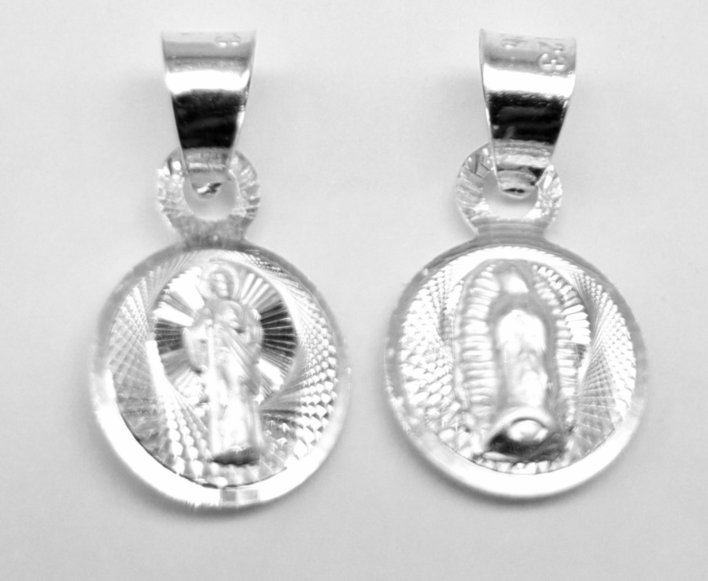 Dije de Plata .925 doble vista con diseño de la Virgen de Guadalupe y San Judas Tadeo MOD. R10LPSJ3D- Mayoreo y Menudeo
