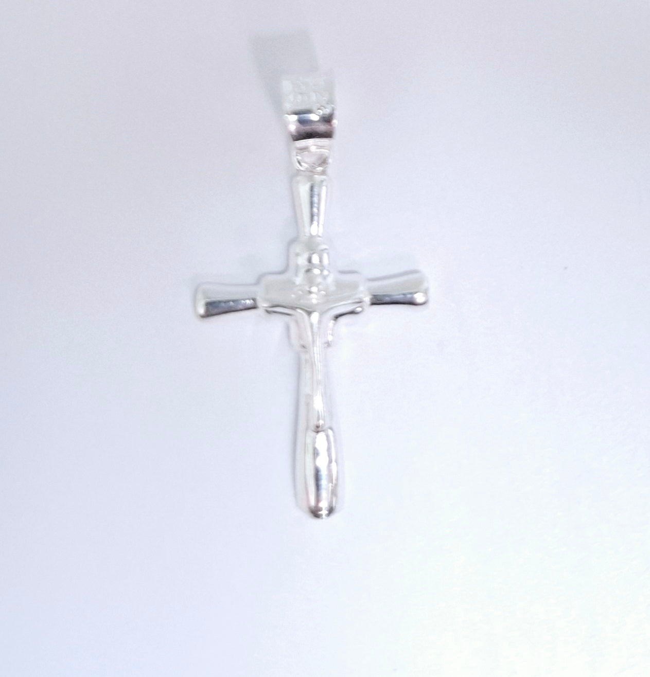 Dije de Cruz en Plata Ley .925 Mod.DR052