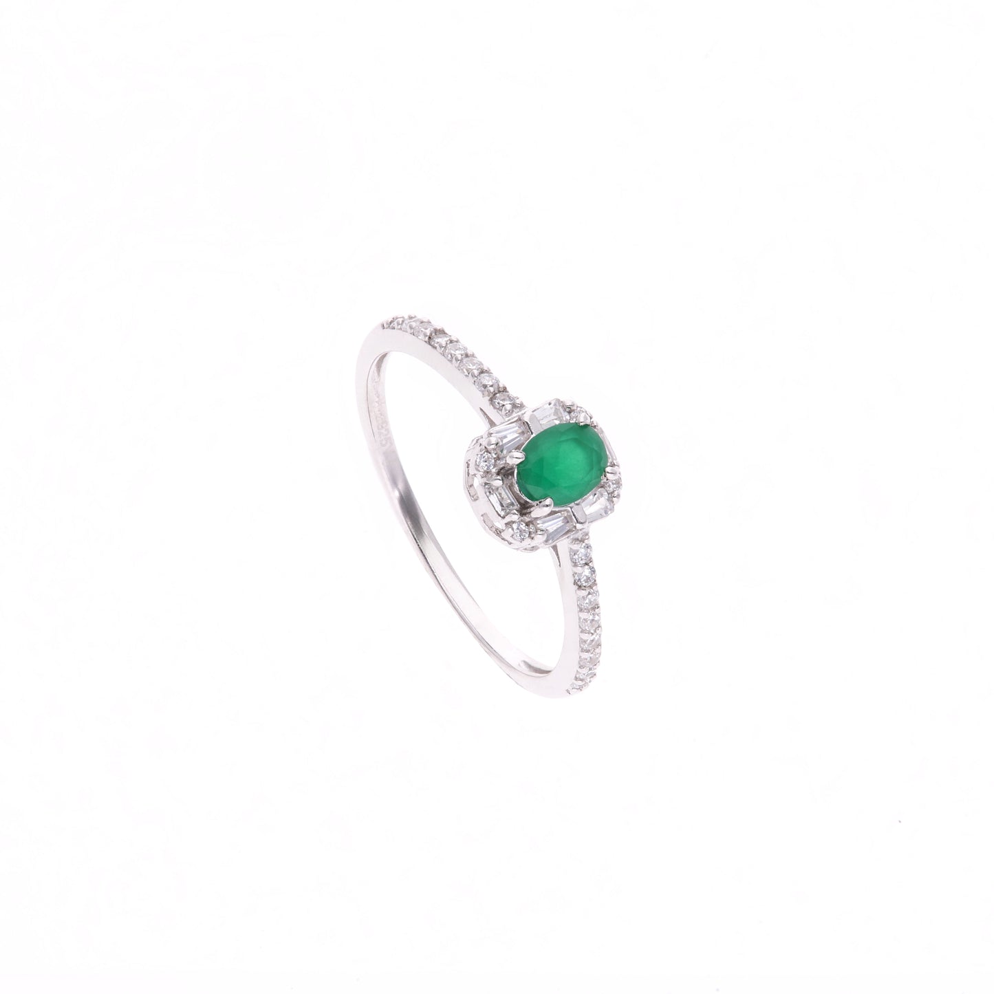 ANILLO EN PLATA LEY .925, CON RODIO , ZIRCONIA AAA VERDE ESMERALDA Y BLANCO