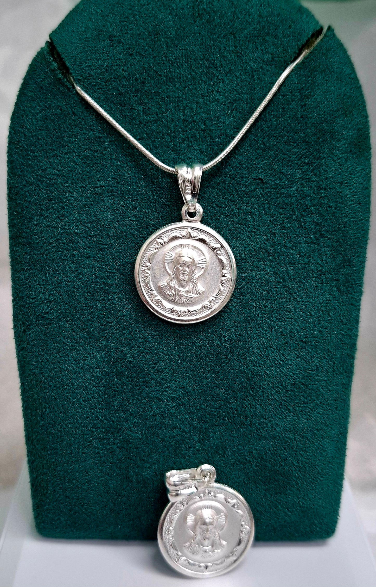 Dije Plata .925 Doble vista Sochapada Virgen de Guadalupe y Sagrado corazón de Jesús mod. SYG-04 - Joyería Religiosa