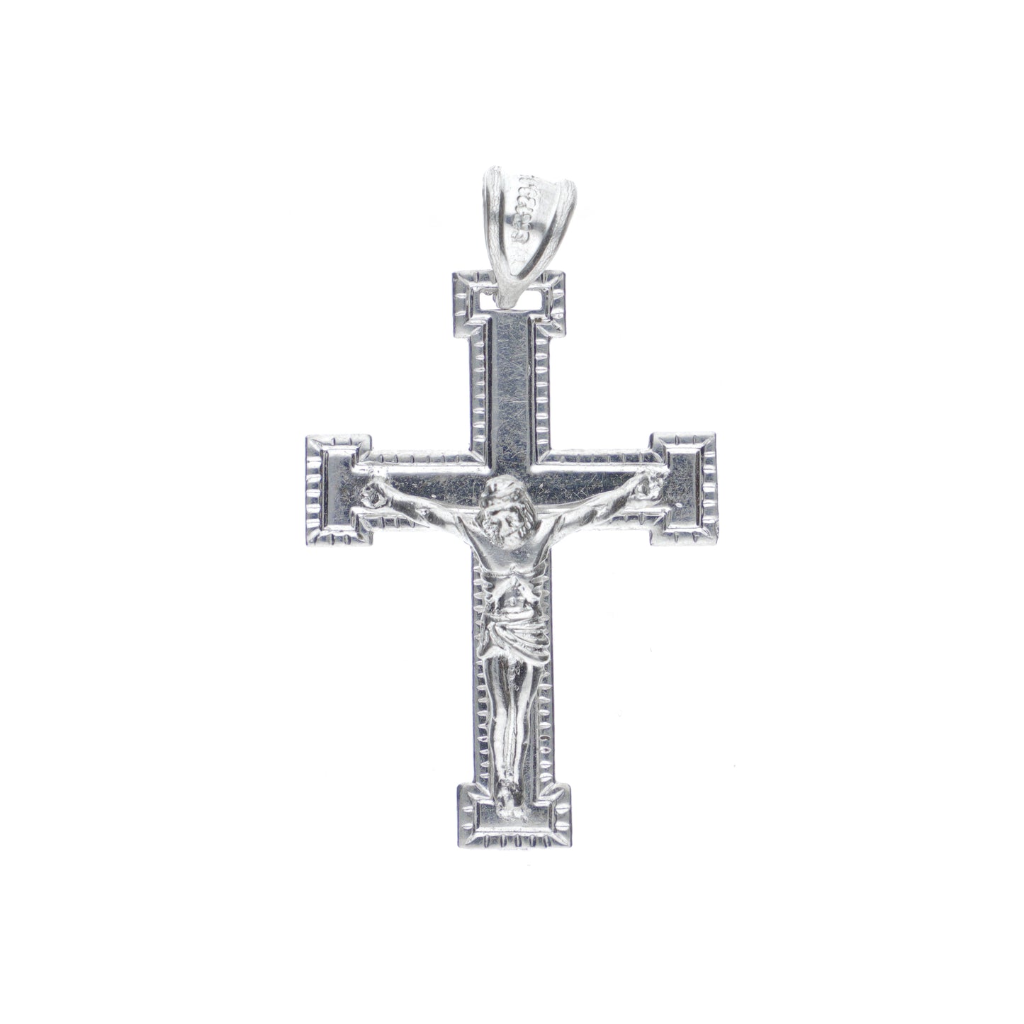 Dije de Cruz con cristo en Plata Ley .925 Mod. DR003