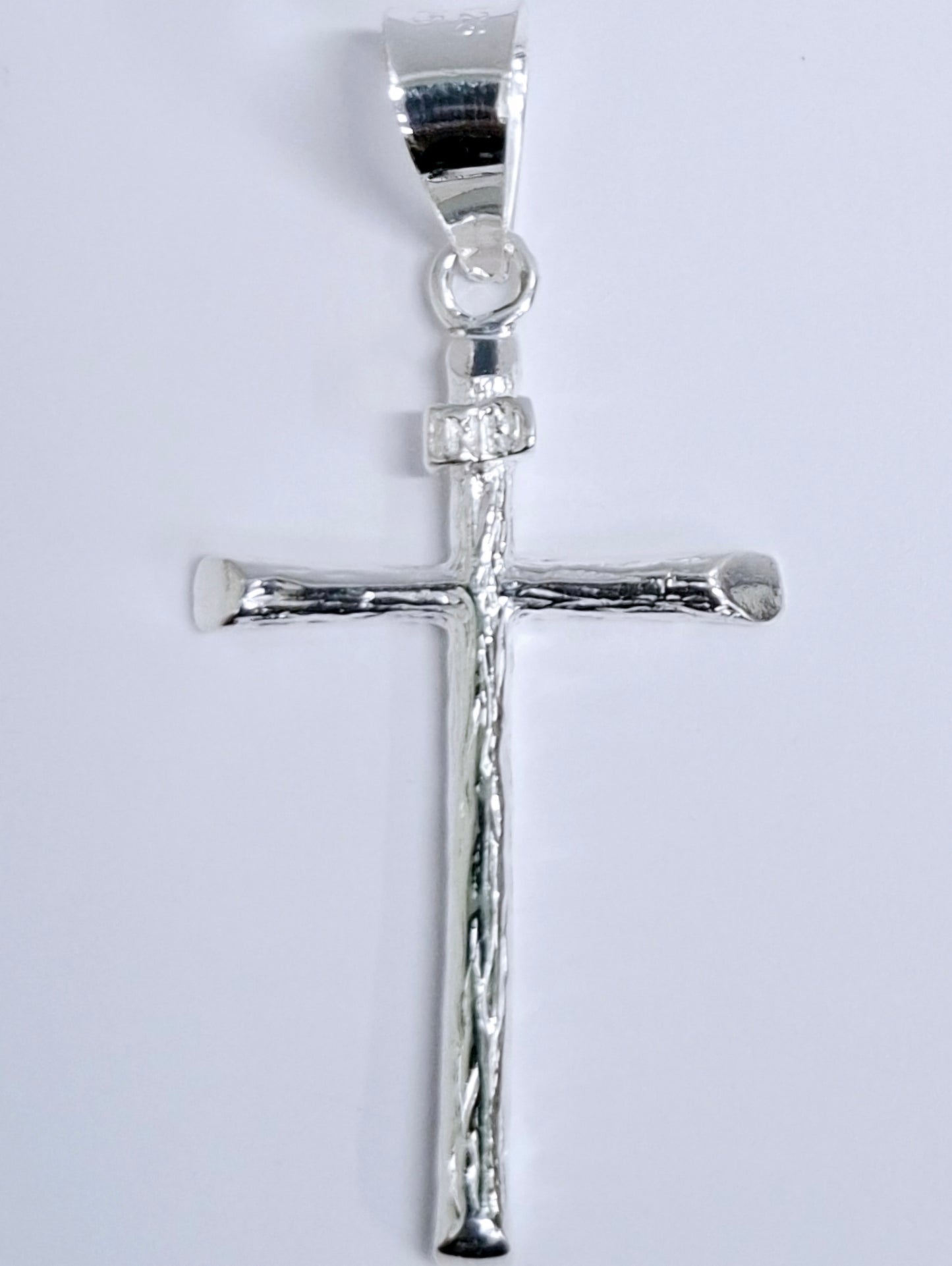 Dije de Cruz en Plata Ley .925 , mod. DR081