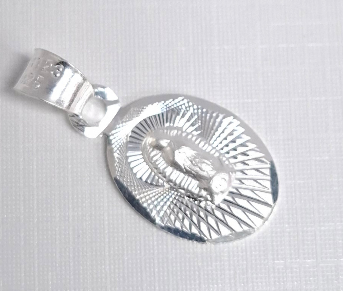 Dije de Plata .925 Virgen de Guadalupe Mod. 014LP3D– Mayoreo y Menudeo