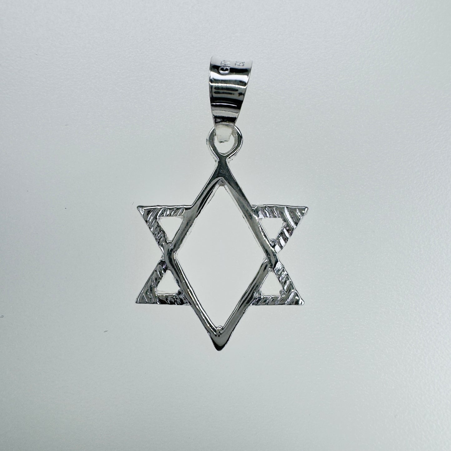 Dije de Estrella en Plata 925 Joyería Elegante Unisex