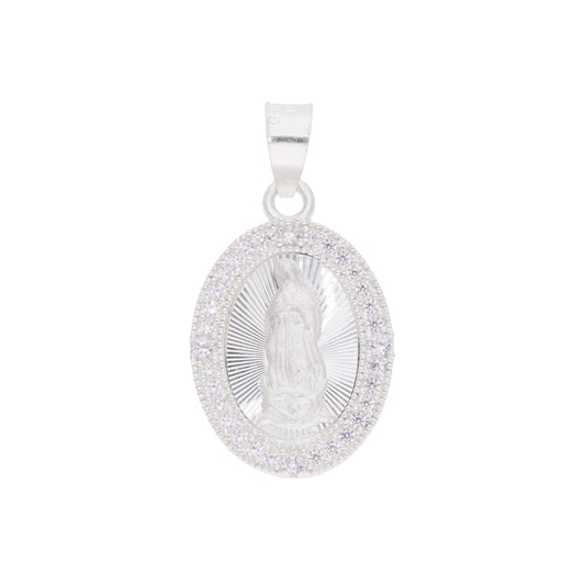 Dije Virgen de Guadalupe con zirconias en plata esterlina .925 — vista frontal sobre fondo blanco
