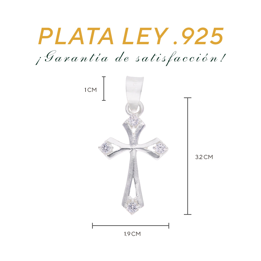 Medidas de la cruz gótica: 3.2 cm alto × 1.9 cm ancho, argolla 1 cm – Plata Ley .925