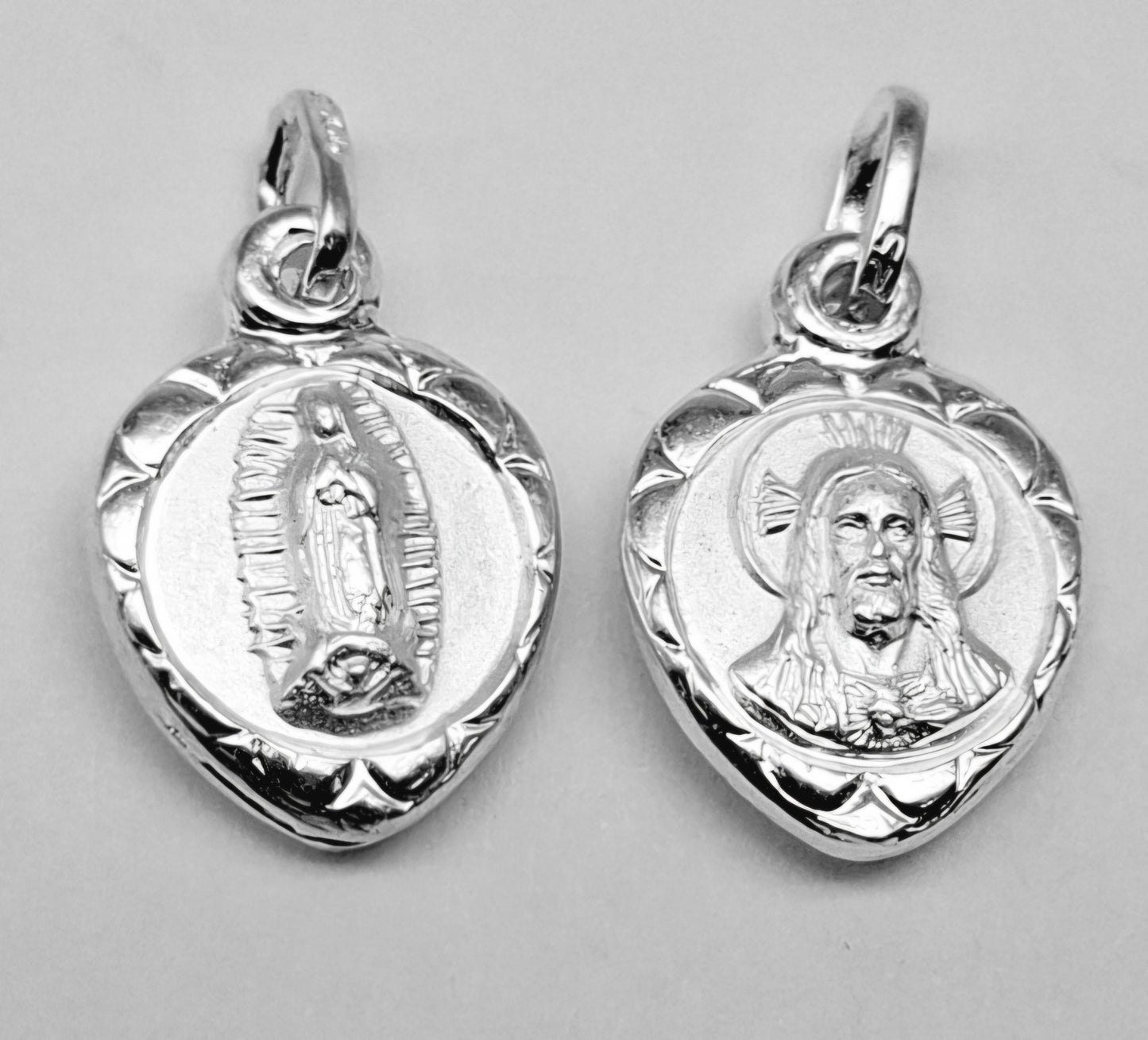 Dije Plata Ley .925 Sochapada doble vista Virgen de Guadalupe  y Sagrado corazón de Jesús SYB-17  - Joyería Religiosa