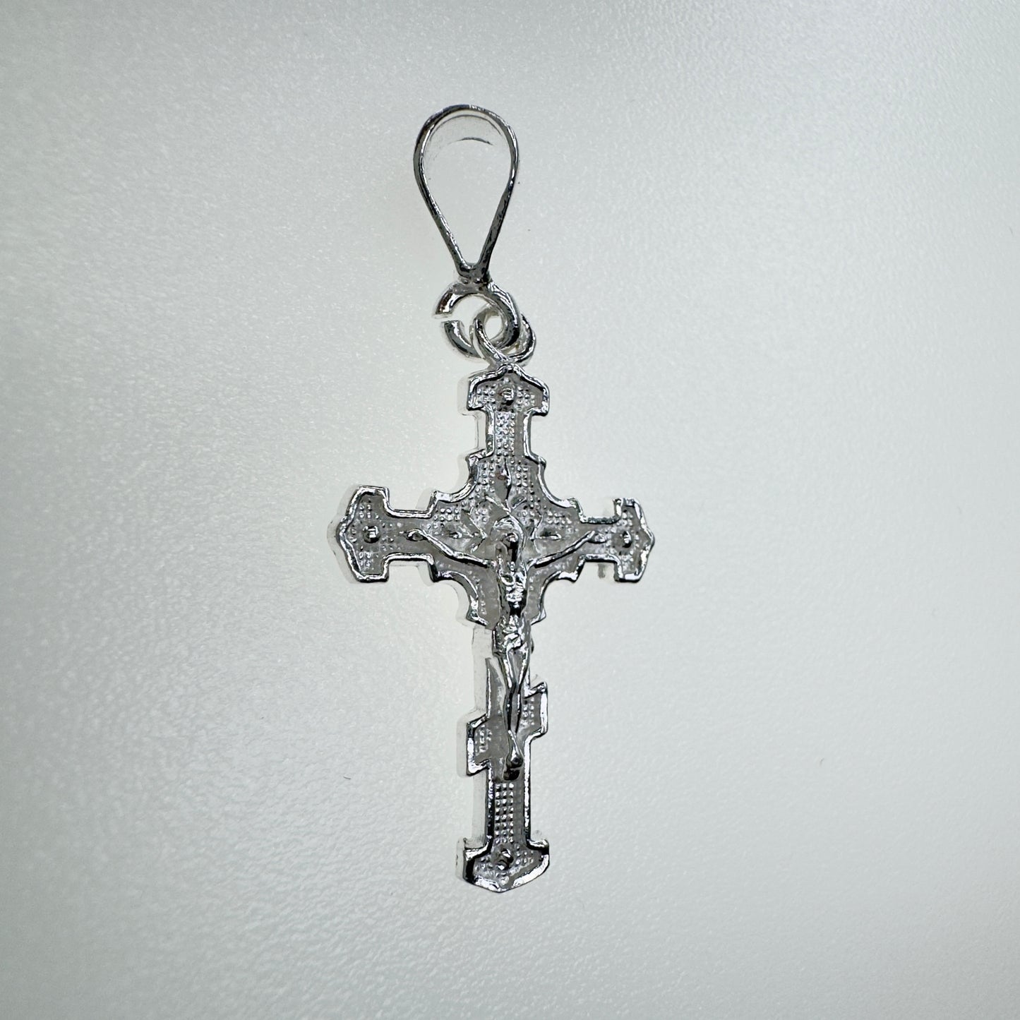 Cruz Estilo Barroco en Plata 925 - Joyería Exclusiva