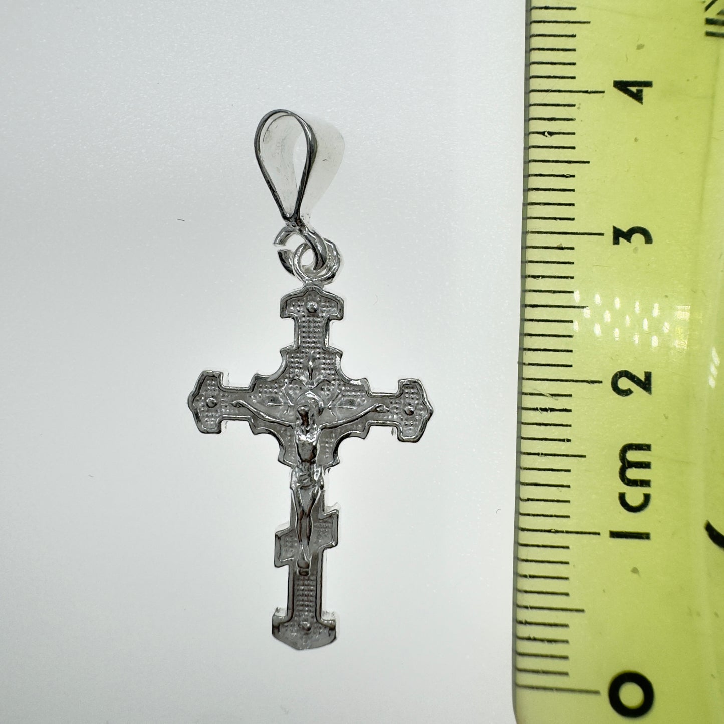 Cruz Estilo Barroco en Plata 925 - Joyería Exclusiva
