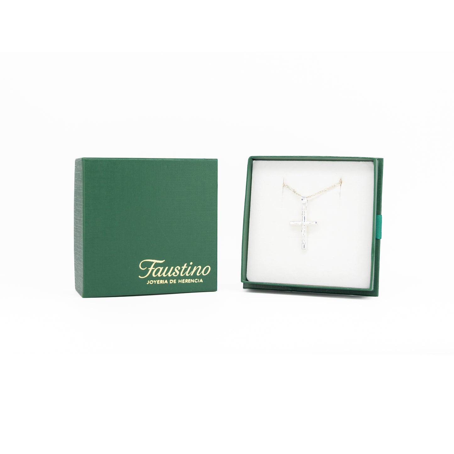 Set de Dije y Cadena en Plata L.925 - Crucifijo Detallado y Cadena Fígaro