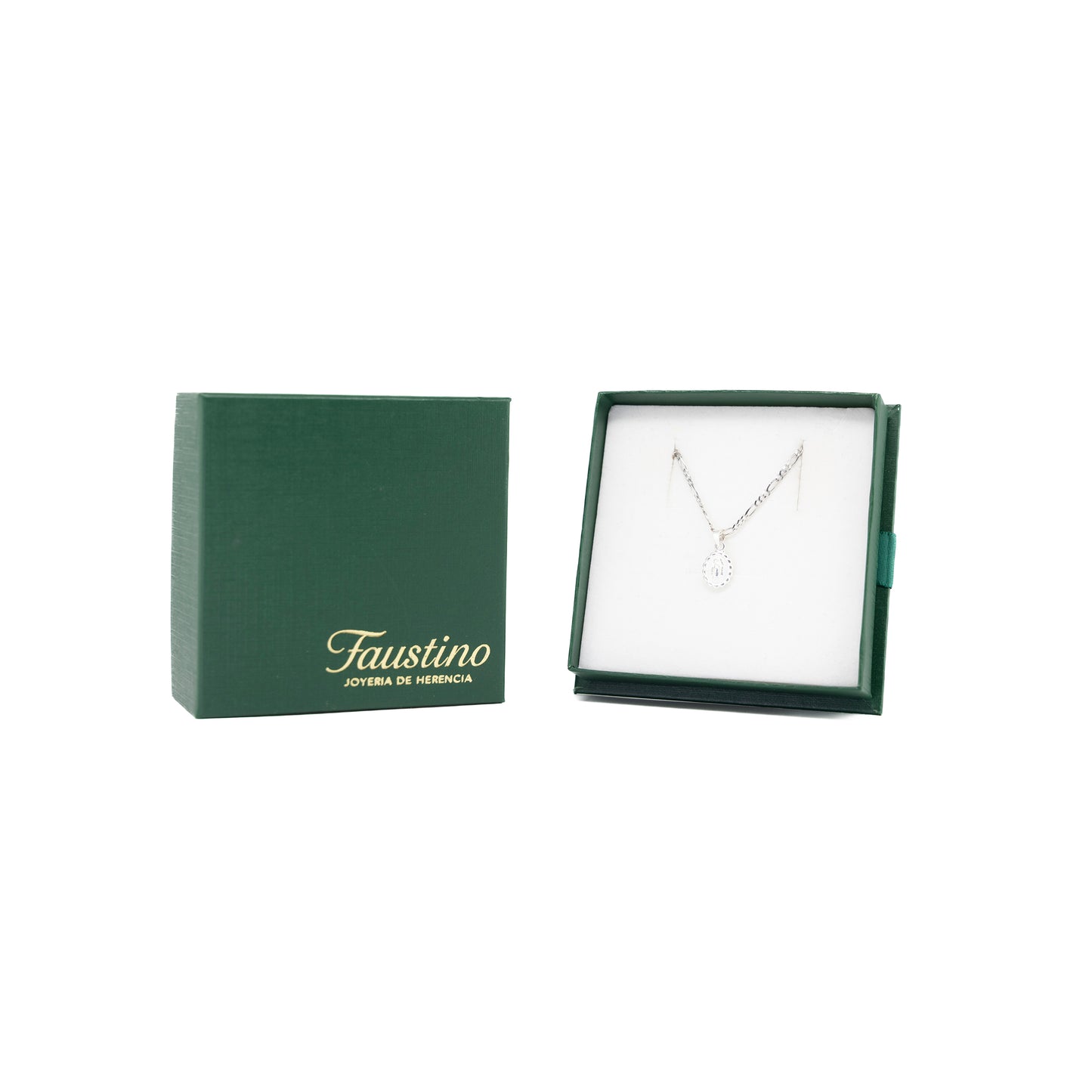 Set de Dije y Cadena de Plata - Virgen de Guadalupe con Marco Ornamental Ovalado Doble Vista con Cadena Fígaro (COM,JCA010)