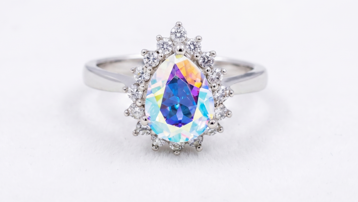 Anillo de Plata .925 - Halo Corona Real con Zircón Aurora Boreal Iridiscente en Corte Pera