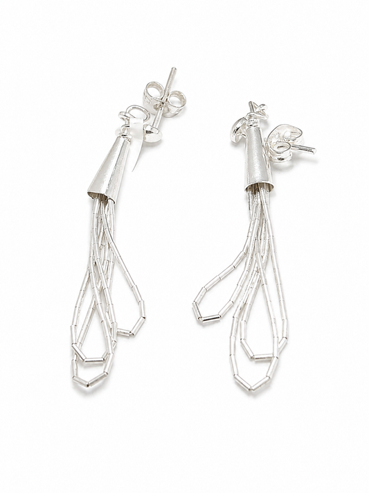 Aretes de Plata .925 - Colgantes Multihilo Tres Gotas Escalonadas en Cascada con Cadena Paper Clip Hexagonal y Terminal Cónico Cilíndrico — Artesanía Taxco