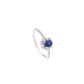 ANILLO EN PLATA LEY .925, CON RODIO , OPALO AZUL Y ZIRCONIA AAA