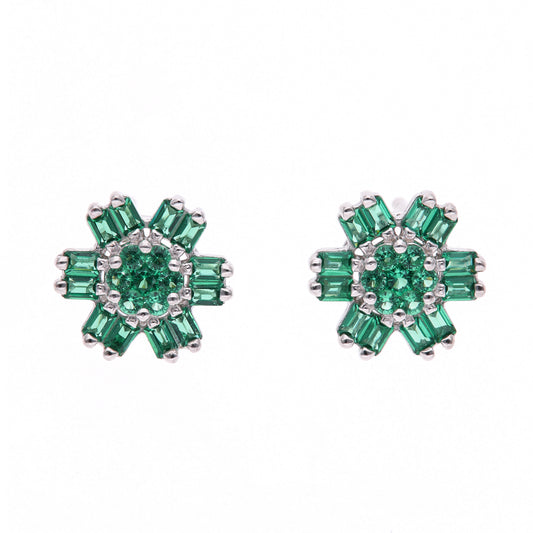 Broquel Plata Ley 925 con Rodio – Zafiro AAA Color Verde Esmeralda y Blanco en Forma de Flor de 6 Pétalos