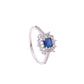 ANILLO EN PLATA LEY .925, CON RODIO , ZIRCONIA AAA AZUL ZAFIRO AZUL Y BLANCO
