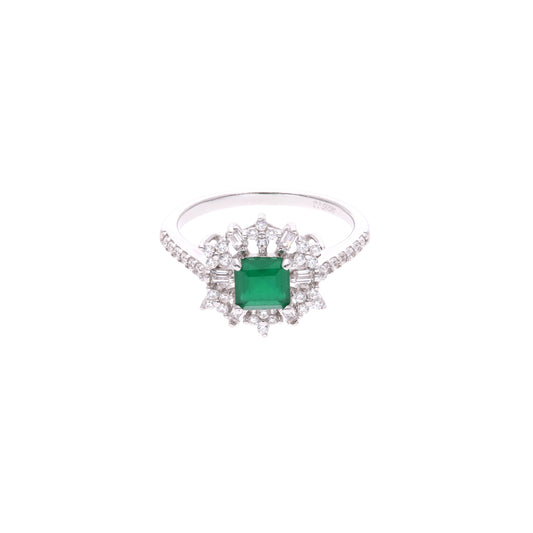 ANILLO EN PLATA LEY .925, CON RODIO , ZIRCONIA AAA VERDE ESMERALDA Y BLANCO