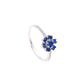 ANILLO EN PLATA LEY .925, CON RODIO , ZIRCONIA AAA AZUL ZAFIRO Y BLANCO  , EN FORMA DE FLOR
