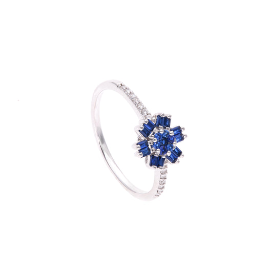 ANILLO EN PLATA LEY .925, CON RODIO , ZIRCONIA AAA AZUL ZAFIRO Y BLANCO  , EN FORMA DE FLOR