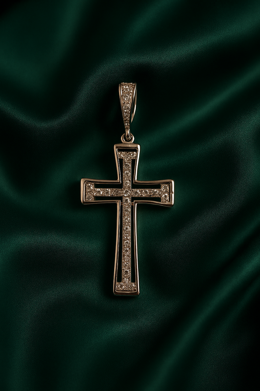 Cruz de Plata .925 Diseño Elegante para Hombres y Mujeres Joyas Religiosas de Alta Calidad en México