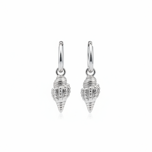 Aretes argolla de plata .925 con dije de caracol cónico texturizado con esferas en relieve y espiral acanalada