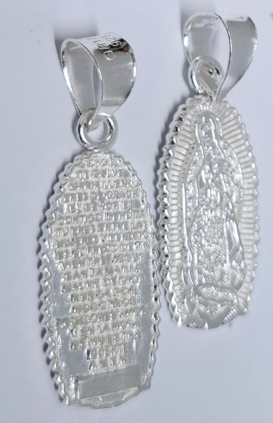 Dije Plata .925  Doble vista en forma  de la virgen de  Virgen de Guadalupe Mod.  DR089- Joyería Religiosa