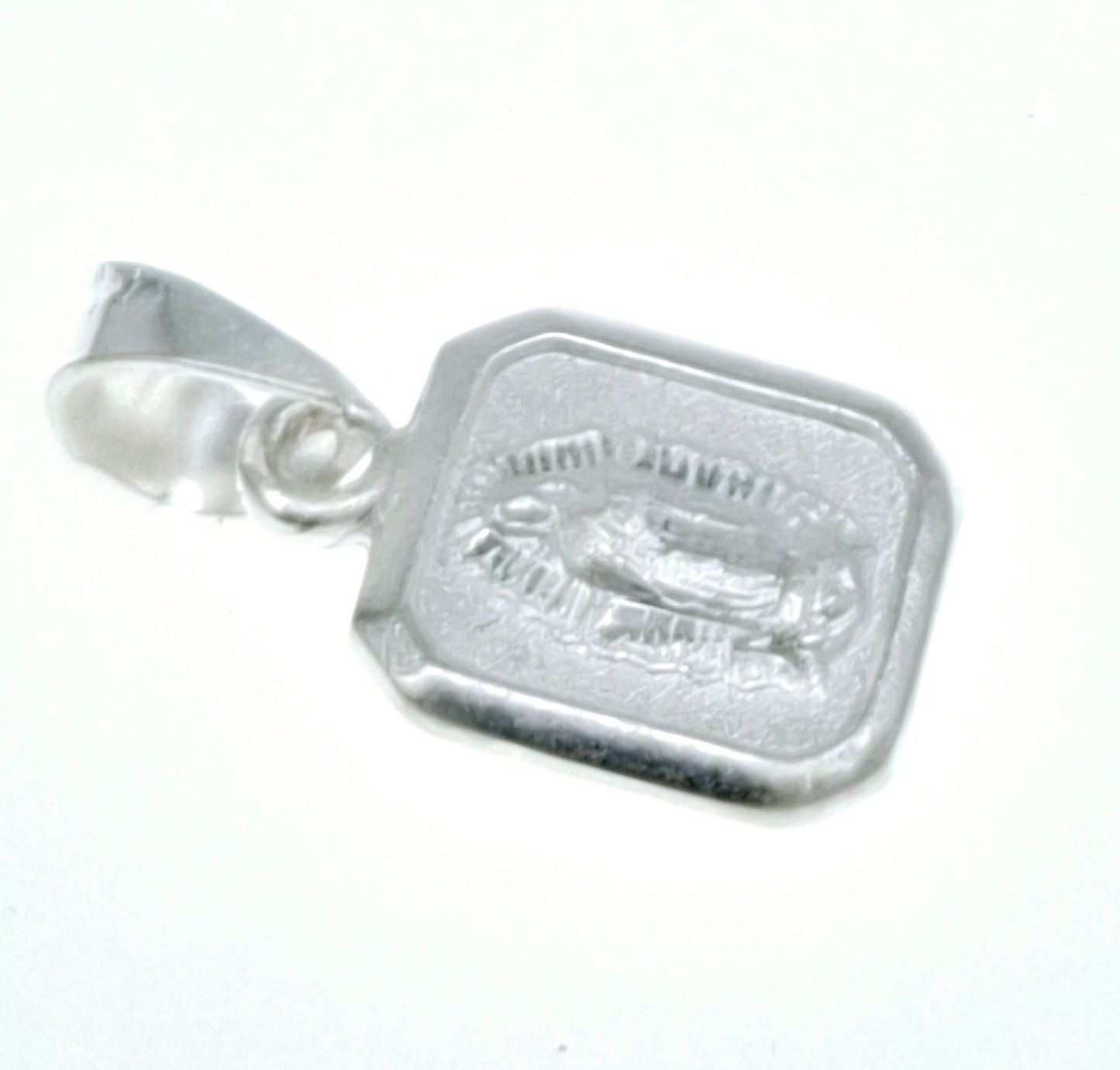 Dije Plata .925 Virgen de Guadalupe Mod. Cuadrado Liso 7VG Joyería Religiosa