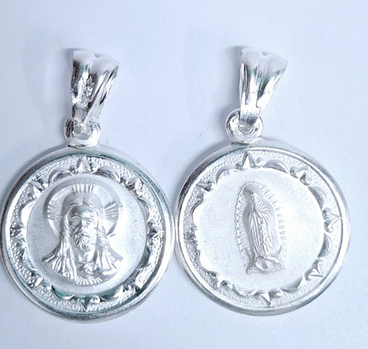 Dije Plata .925  doble vista , Medalla Virgen de Guadalupe y Sagrado corazón de Jesús  , mod. SYI-04- Joyería Religiosa