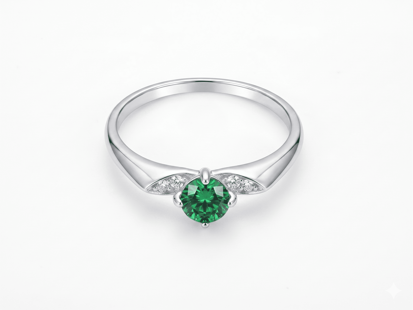Anillo de Plata .925 - Banda Cónica con Alas de Zircones Blancos y Zircón Verde Esmeralda Central