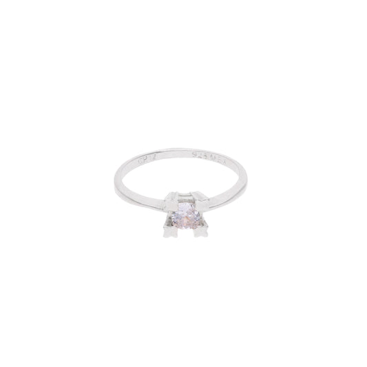 Anillo de Plata .925 - Solitario Minimalista con Engaste de Cuatro Garras Tipo Mariposa y Zircón Blanco