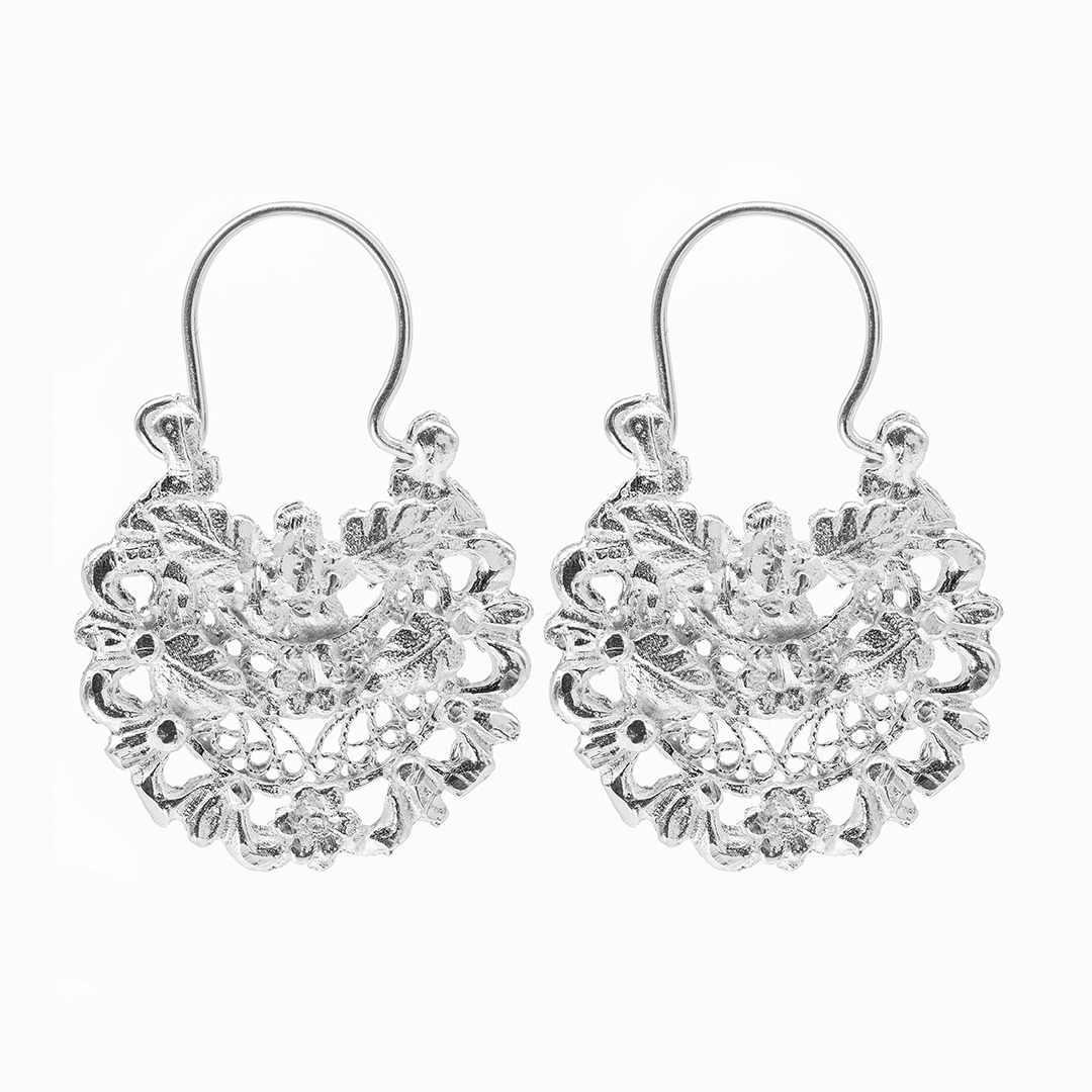 Aretes Plata .925 de Aro Abierto Borde Floreado 7.5 Gramos - Joyería Elegante