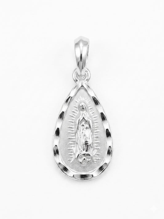 Medalla de Plata .925 - Virgen de Guadalupe Forma Lágrima con Borde Biselado Diamantado